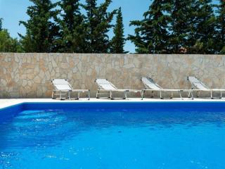 Pool apartment Leonardo - Gornji Karin - 8