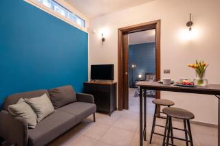 WelcHome Apartment in the heart of Bari! - Bari - 3
