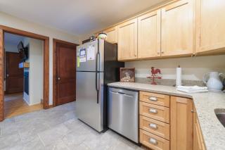 Woodlands - Beautiful Outdoor Living Space, nestled into the woods - Great getaway! - Fennville - 2