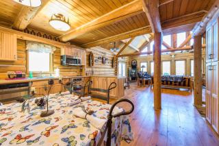 Log cabin- Lake- kayaks- close to South Haven - Paw Paw - 1