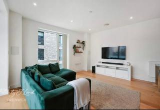 Cosy stay near O2 - 5