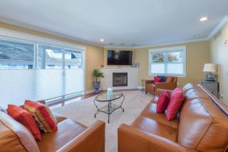 Boho Chateau - Located less than a block to Lake Michigan and Kid's Corner - South Haven - 7