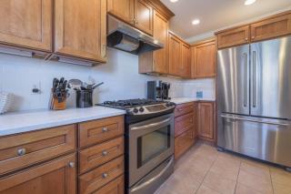 Boho Chateau - Located less than a block to Lake Michigan and Kid's Corner - South Haven - 1