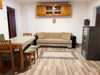 Csomor Apartman - Praid - 6