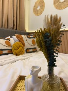 DuxeSuite3 Condo 5 mins walk to moa & near Naia Aiport, Minivideoke, Netflix - Manila - 3