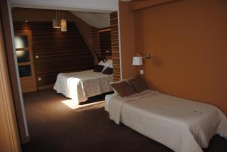 Logis Hotel Du Casino Restaurant Le Mathelia - Vierville-sur-Mer - 6