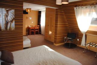 Logis Hotel Du Casino Restaurant Le Mathelia - Vierville-sur-Mer - 8