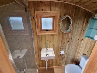 Delilah the shepherd's hut - 4