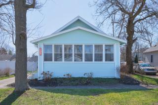 Perfect cottage for a quiet getaway with fire pit - South Haven - 0