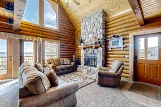 Cabin Overlooking The Harbor - 9