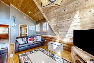Cabin Overlooking The Harbor - Garden City - 1
