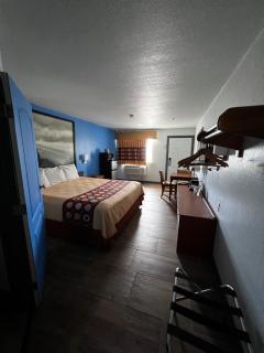 Conn Brown Harbour Inn - Aransas Pass - 4