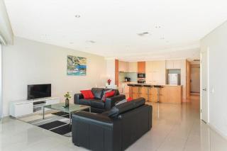 Gallery Resort Style Penthouse No 13 - 3