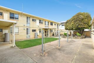 'The Dolphins 7' - 'A View To Remember' - 3