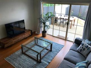 Norwood Saltbush Retreat With Wifi - Kensington and Norwood - 0