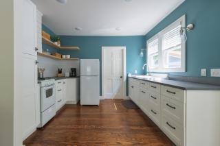 Lucky Penny - Lake Access right around the corner - Newly remodeled home - Glenn - 1