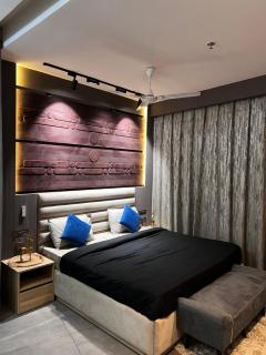 The Mauve by DiMerro 38th Floor - New Delhi - 8