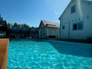 Domki Wachta klimatyzowane z basenem, jacuzzi, bezpłatny parking - Rewal - 6