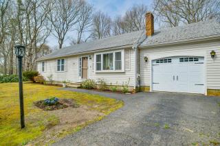 2 Mi to Covells Beach Centerville Home with Deck - 7