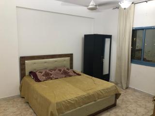 Al Majaz King Size Room - Sharjah - 0