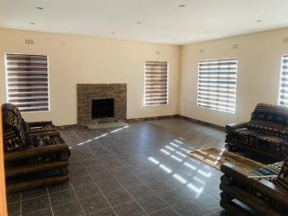 Rest and Work at Los Abrigos Villa in Molepolole - Molepolole - 3