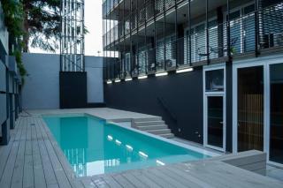 Hermoso Depto, frente al Fleni, muy cerca a pasaje gastronómico Echeverría - 4