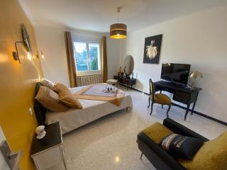 Haut de Villa T3 cosy 75 m2 - bassin baignade - Proximité mer - Solliès-Pont - 0