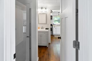 Pine Cove - Close to downtown and beaches - Douglas - 1