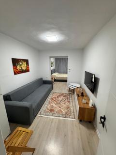Katien Apartment - Tirana - 0