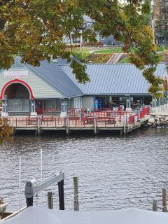 Riverside- Waterviews-1 block to beach - South Haven - 7