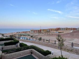 Magnificent 5-bedrooms with Rooftop & Pool Access - No mixed Egyptian groups - 3