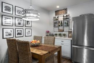 Blue Bungalow - Fire Pit Yard Games & more - 3