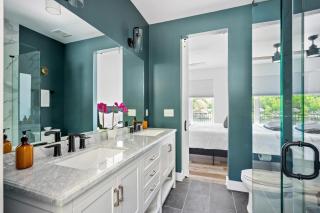 Lakeside, Water-view, 7 miles to Ark, 4BR for 14 - 2