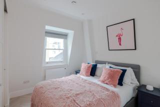 Radiant 1-bed With Balcony by Oxford Circus - 8