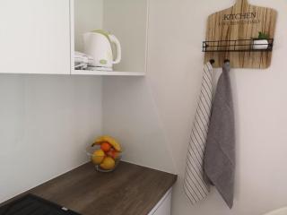 Marija- ground floor studio next to the beach - Betina - 4