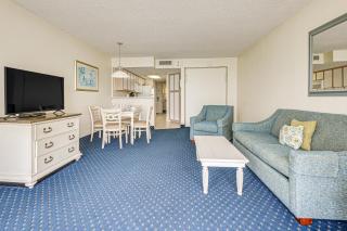 Walk to Beach North Myrtle Beach Resort Apt! - Myrtle Beach - 8