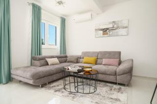 Apartman Iris - Brodarica - 3