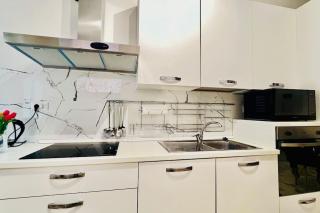 New and elegant apartment on the Navigli Netflix e Disney - Milan - 6