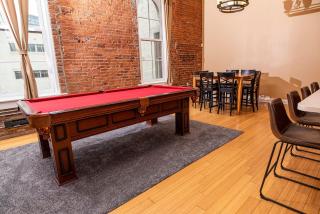 Luxurious Downtown Condo by Georgia Street - Indianápolis - 8