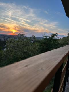 Căsuța de pe deal - 2