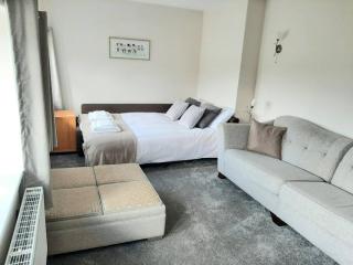 Beautiful countryside cottage, sleeps 6, dogs welcome - Halifax - 3