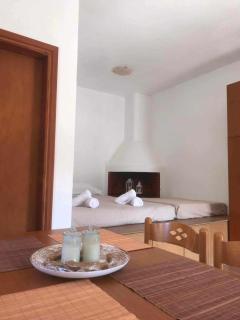 Dimitras Studio - - 5