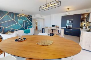 Spendide appartement tout confort, Résidence Archipel T4 en bord de plage, avec grande terrasse aménagée,spa et parking privé - 8