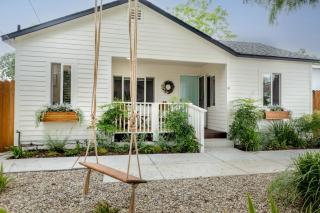 Retro Cottage, Hot Tub, Putting Green, walk to all - Thousand Oaks - 8