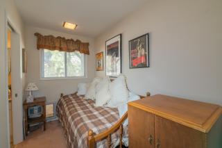 Lakefront Deep Water - Water and Wilderness Views from every Room! - 1