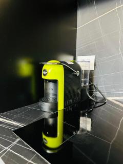 Luxurious Central Stay - Self Check-in - Tirana - 3
