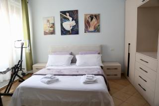 Stay at an artist's place! - Tirana - 4