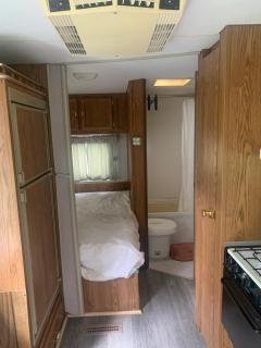 Private Cozy Camper - 2