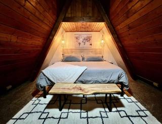 bohemian stAyframe - - 3