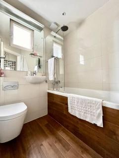 Family home Clapham common park - 3